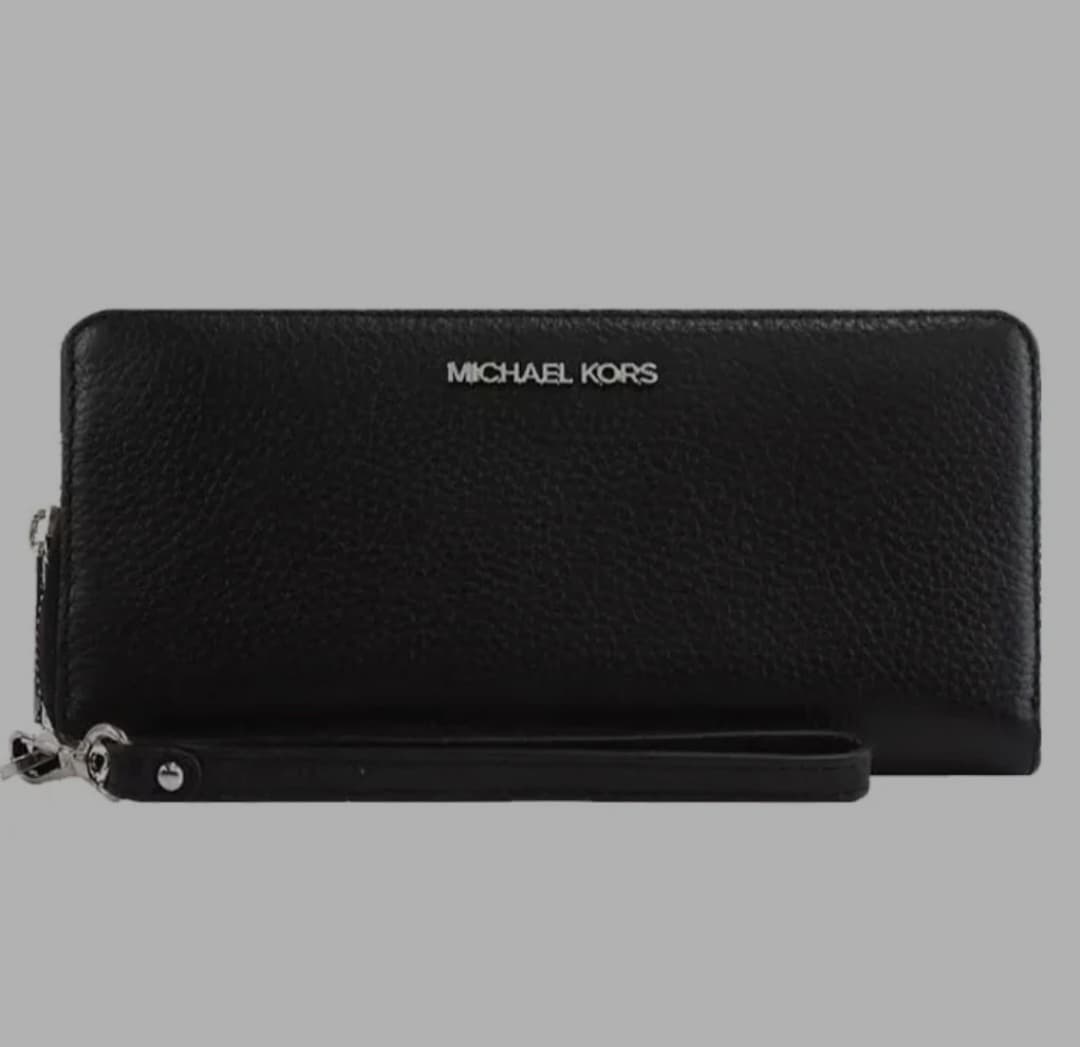 Michael Kors Jet Set Black Pebbled Leather Zip-Around Wristlet Wallet Original